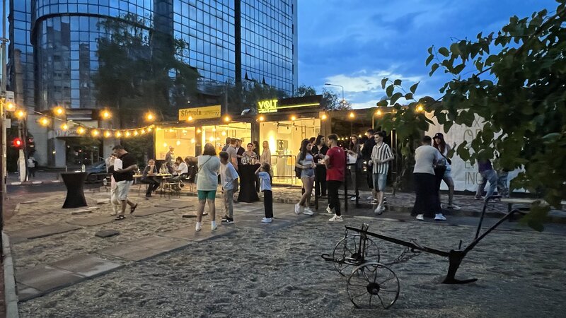 Universitatea Hyperion, Calea Calarasilor, amenajat si echipat complet