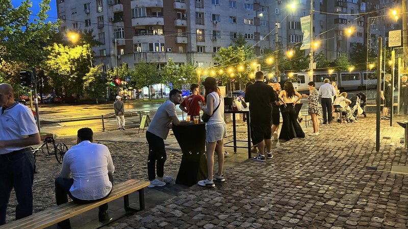 Universitatea Hyperion, Calea Calarasilor, amenajat si echipat complet