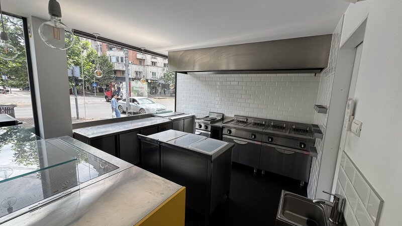 Universitatea Hyperion, Calea Calarasilor, amenajat si echipat complet